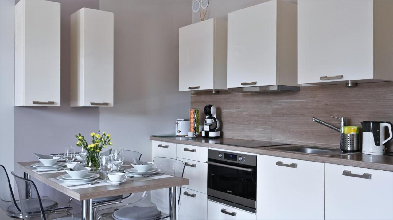 Apartament Plaza 7 - Rezydencja Nadmorska Rogowo 洛格沃 外观 照片