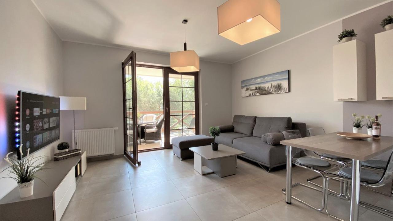 Apartament Plaza 7 - Rezydencja Nadmorska Rogowo 洛格沃 外观 照片