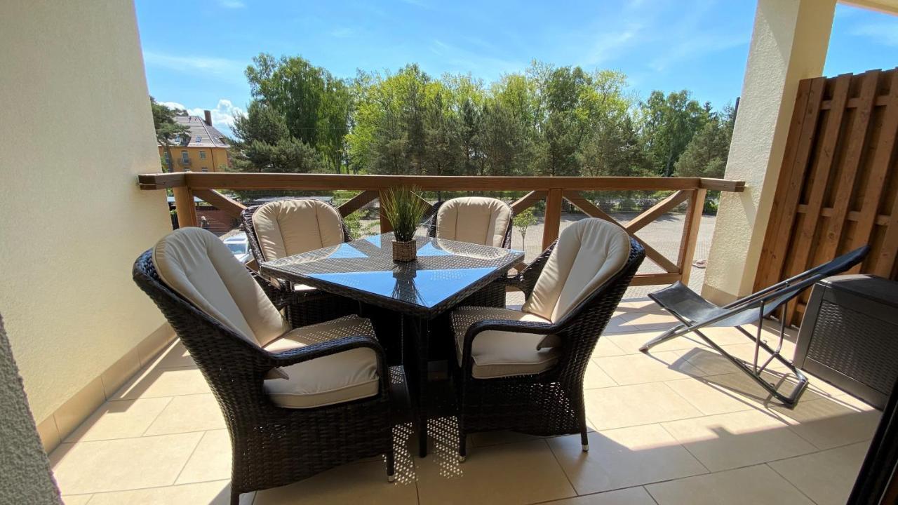 Apartament Plaza 7 - Rezydencja Nadmorska Rogowo 洛格沃 外观 照片