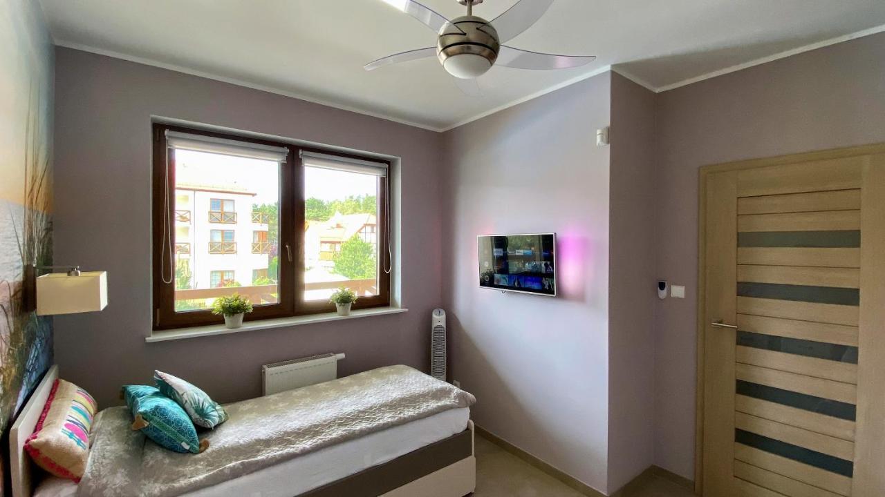 Apartament Plaza 7 - Rezydencja Nadmorska Rogowo 洛格沃 外观 照片