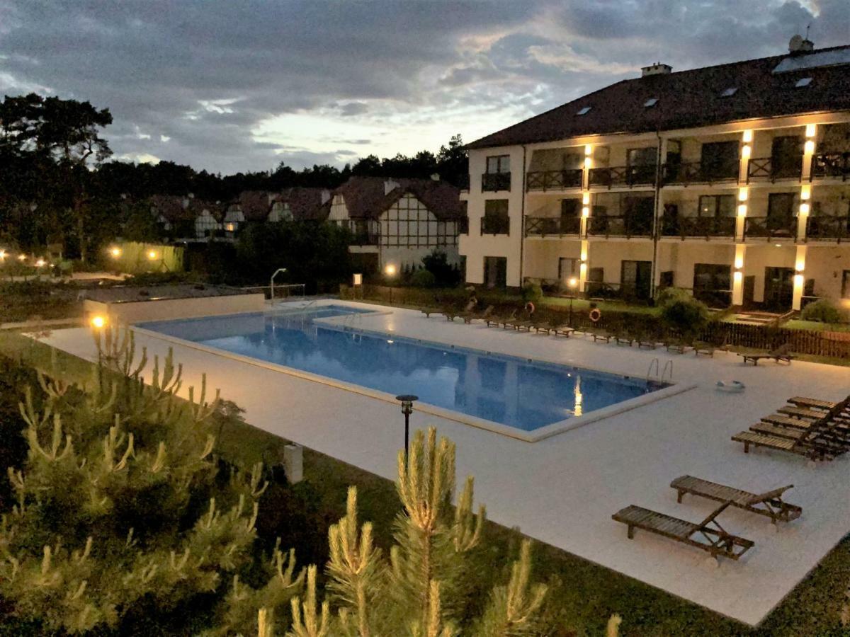 Apartament Plaza 7 - Rezydencja Nadmorska Rogowo 洛格沃 外观 照片