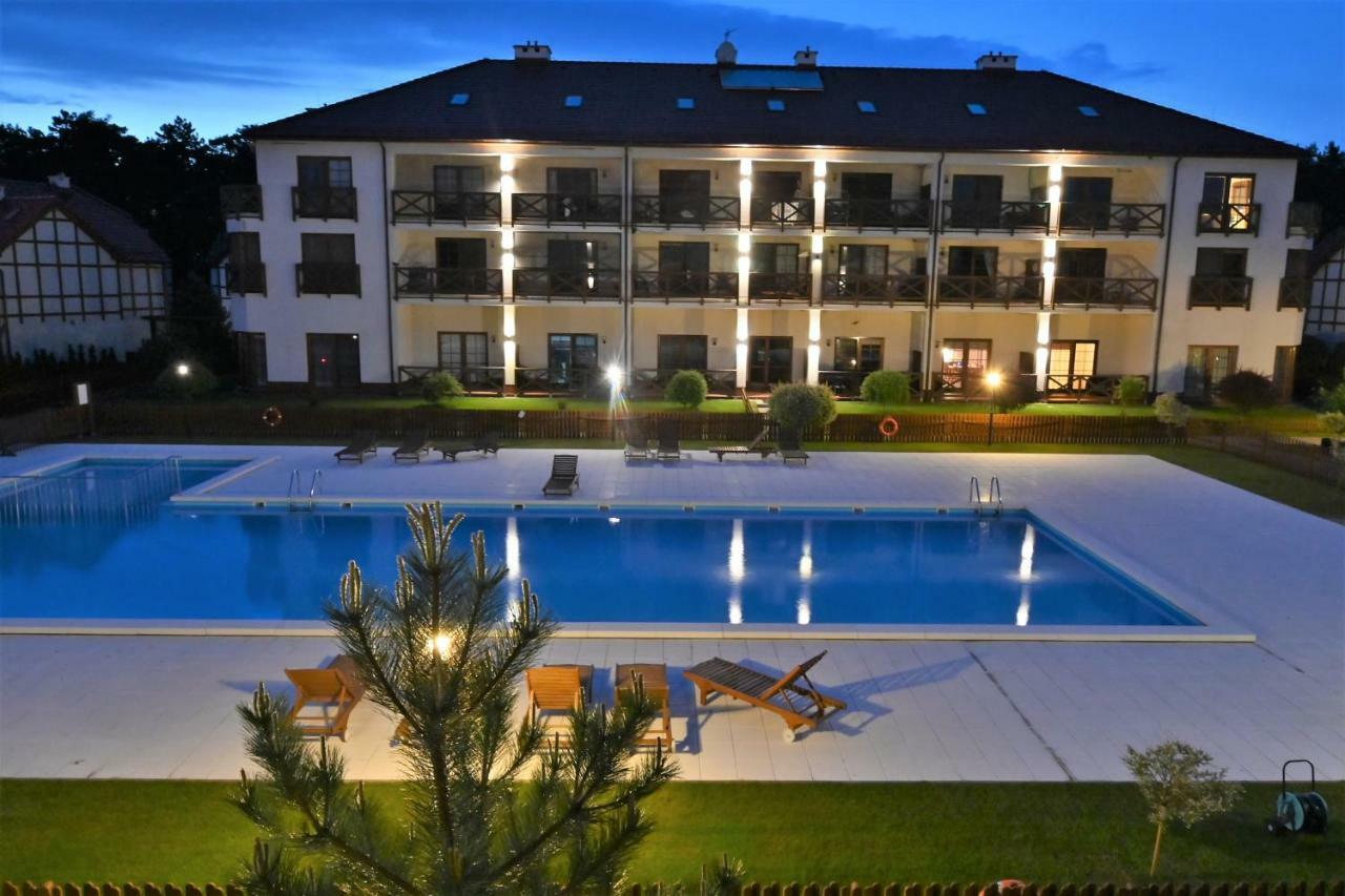 Apartament Plaza 7 - Rezydencja Nadmorska Rogowo 洛格沃 外观 照片