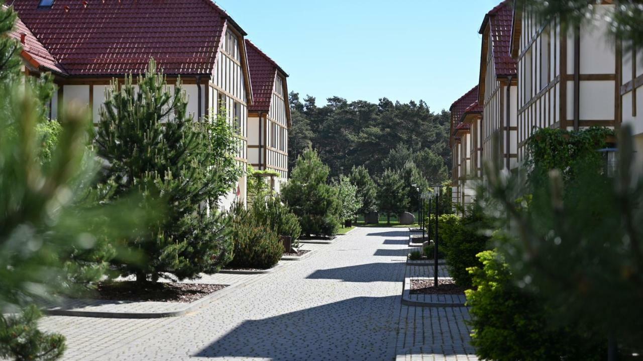 Apartament Plaza 7 - Rezydencja Nadmorska Rogowo 洛格沃 外观 照片