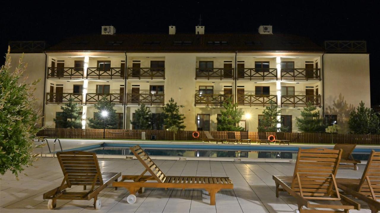 Apartament Plaza 7 - Rezydencja Nadmorska Rogowo 洛格沃 外观 照片